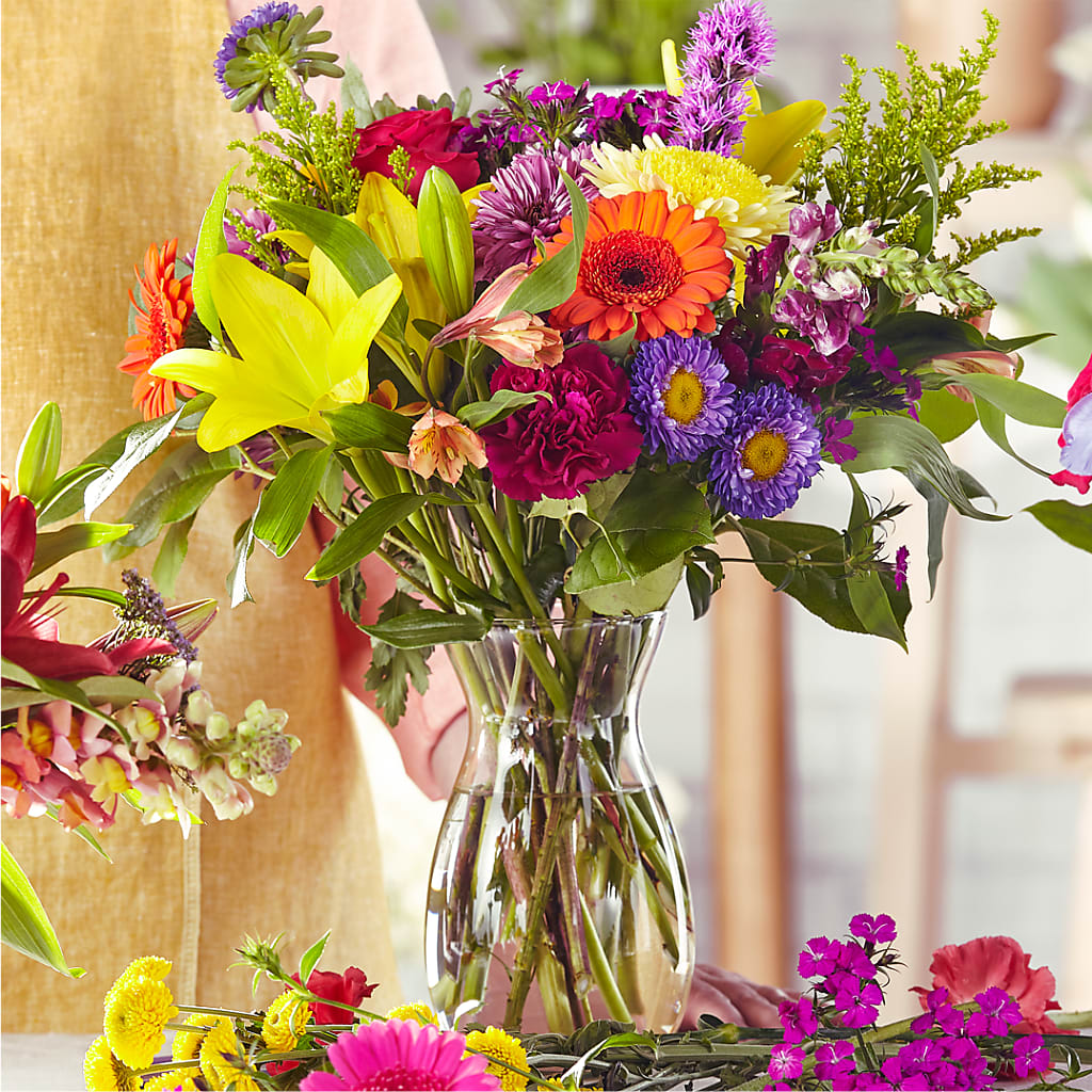 Bold & Bright – A Florist Original – LAVENDER'S FLOWERS, Richmond BC