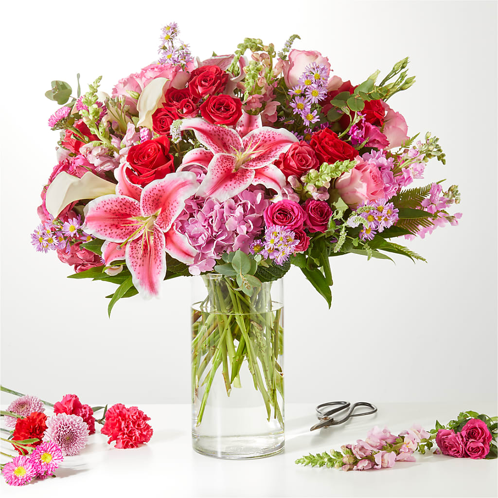 Swooning Over You - A Luxury Florist Original – LAVENDER'S FLOWERS, Richmond BC