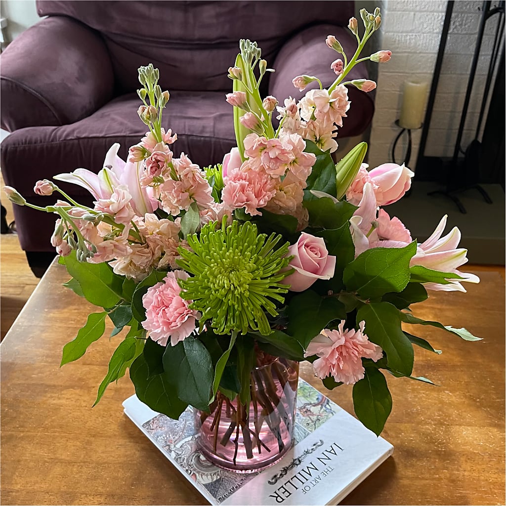 Pretty in Pink Bouquet – LAVENDER'S FLOWERS, Richmond BC