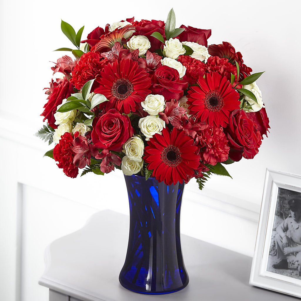Hearts Embrace Bouquet – LAVENDER'S FLOWERS, Richmond BC