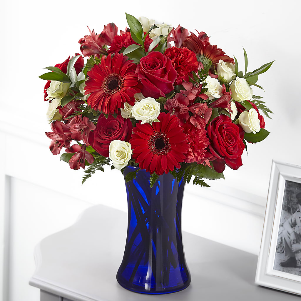 Hearts Embrace Bouquet – LAVENDER'S FLOWERS, Richmond BC
