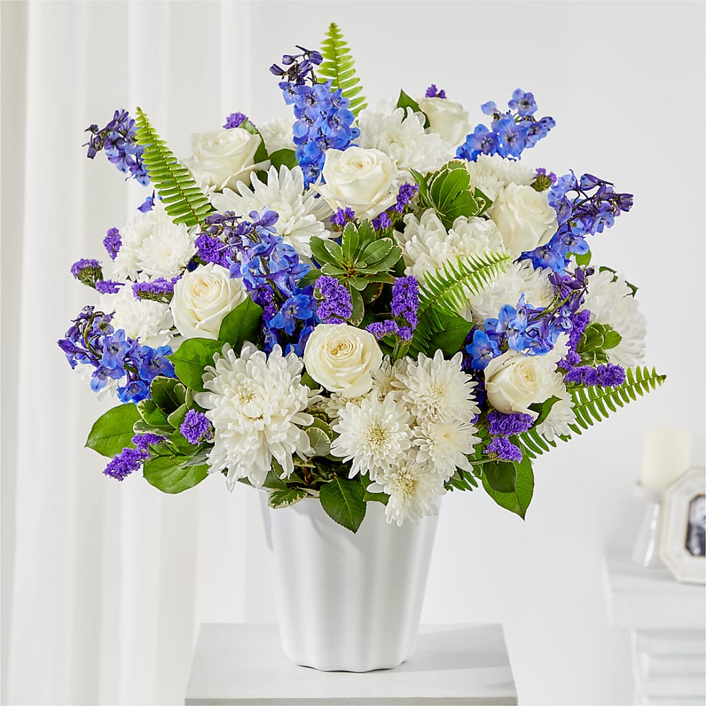 Hold Dear Tabletop Basket – LAVENDER'S FLOWERS, Richmond BC