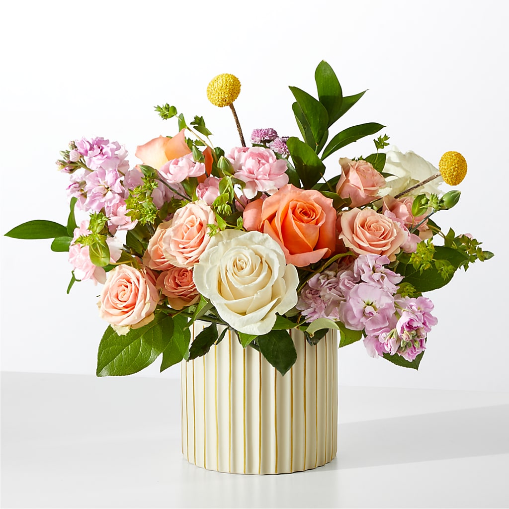 French Market Bouquet with Ivory Vase – LAVENDER'S FLOWERS, Richmond BC