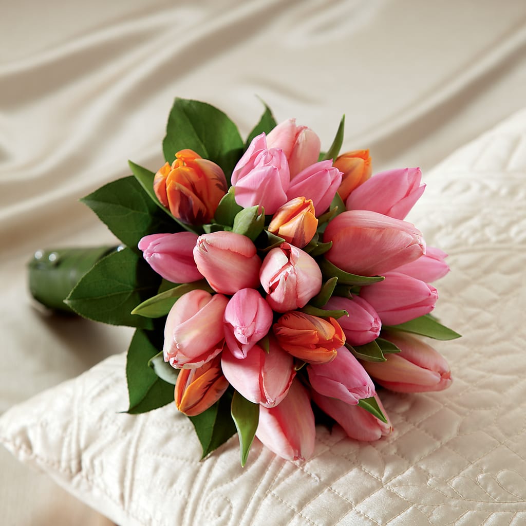 Embraceable Bouquet – LAVENDER'S FLOWERS, Richmond BC