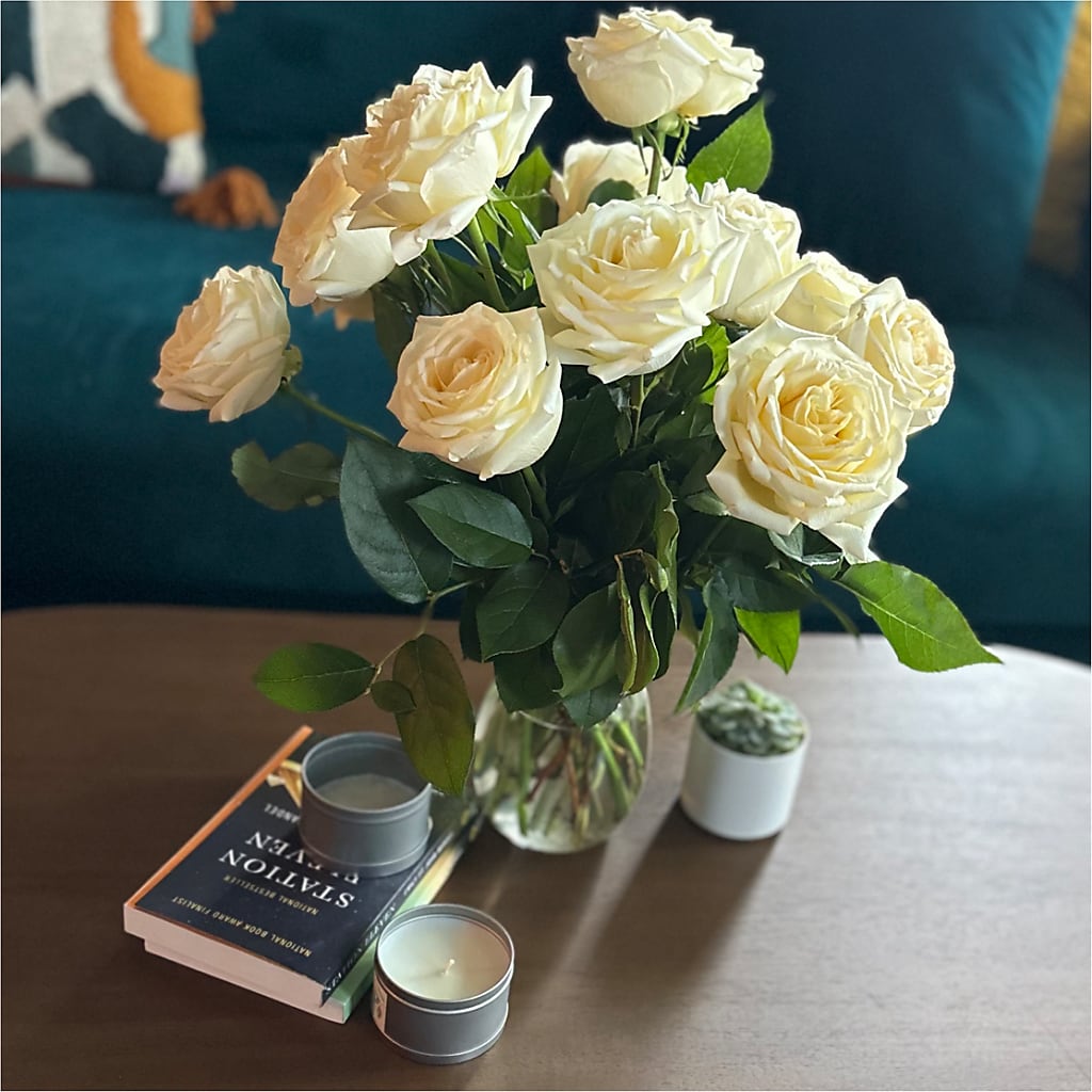 Long Stem Yellow Rose Bouquet – LAVENDER'S FLOWERS, Richmond BC