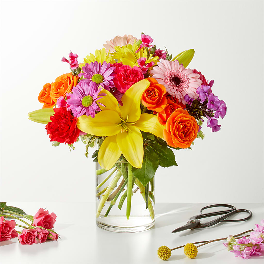 Cue the Confetti - A Florist Original – LAVENDER'S FLOWERS, Richmond BC
