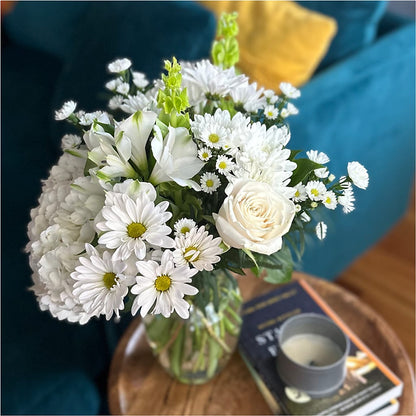 Classic Ivory – A Florist Original – LAVENDER'S FLOWERS, Richmond BC