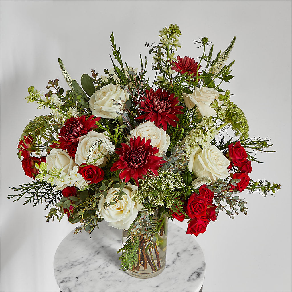 Favorite Traditions Bouquet – LAVENDER'S FLOWERS, Richmond BC
