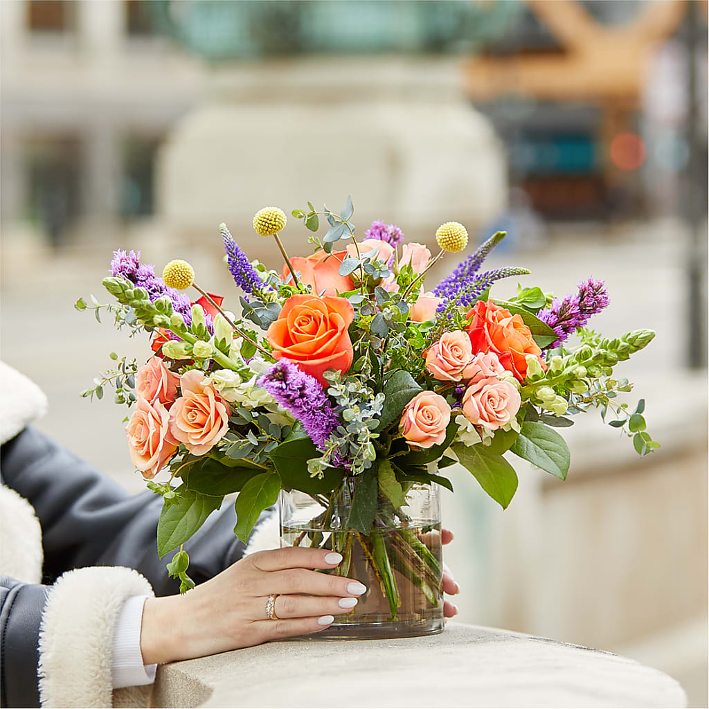 The Standout Bouquet – LAVENDER'S FLOWERS, Richmond BC